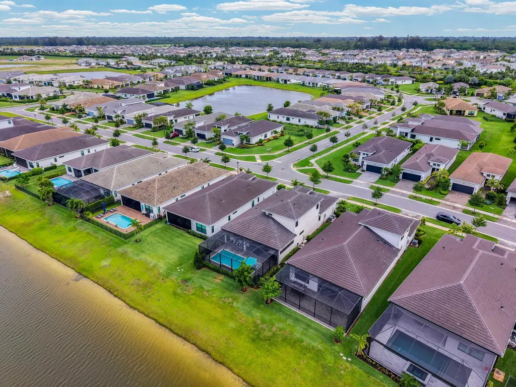 15829 Key Biscayne Westlake FL 33470