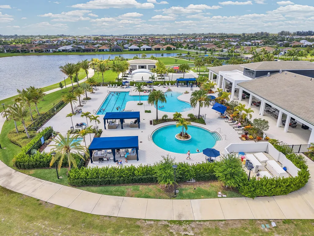 15829 Key Biscayne Westlake FL 33470