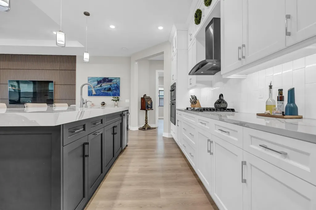 15829 Key Biscayne Westlake FL 33470