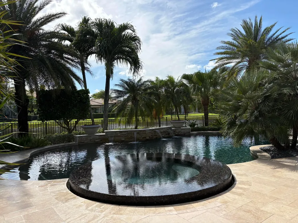 Delray Beach FL, 16910 Charles River Drive