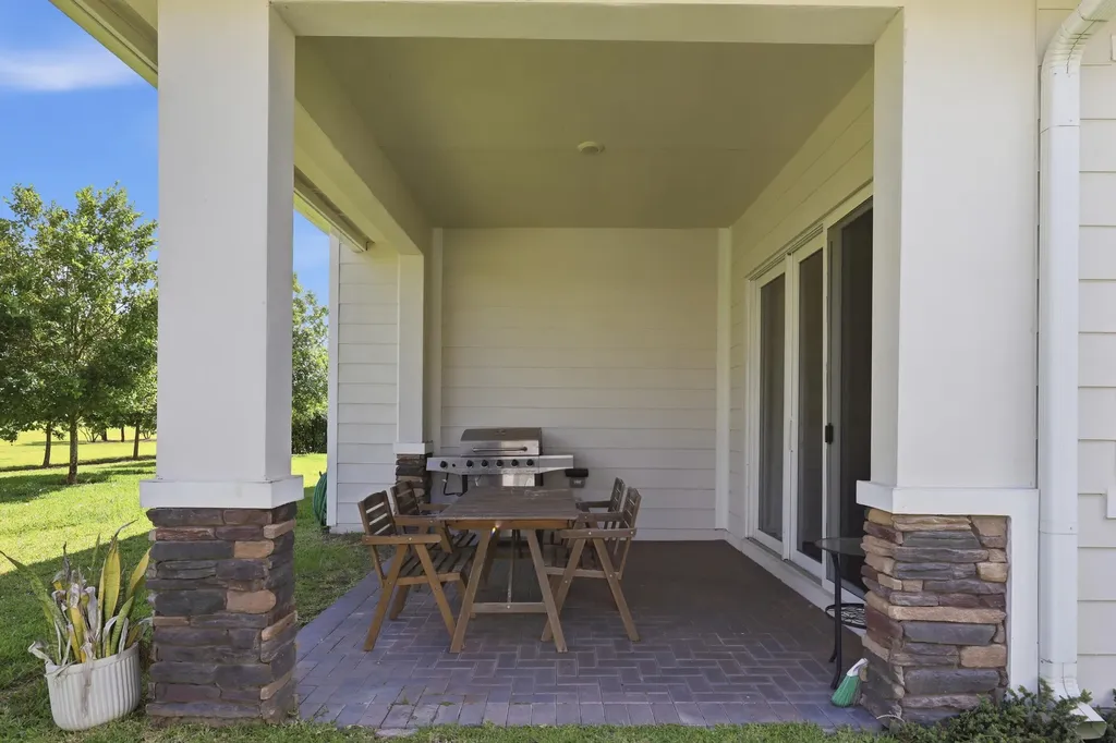 19518 Weathervane Way The Acreage FL 33470