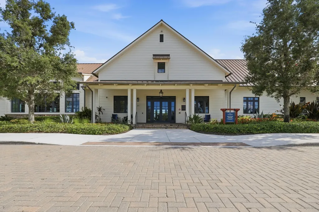 19518 Weathervane Way The Acreage FL 33470