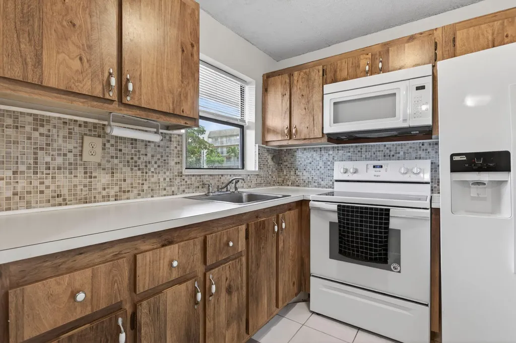 10444 NW 30th Court Sunrise FL 33322