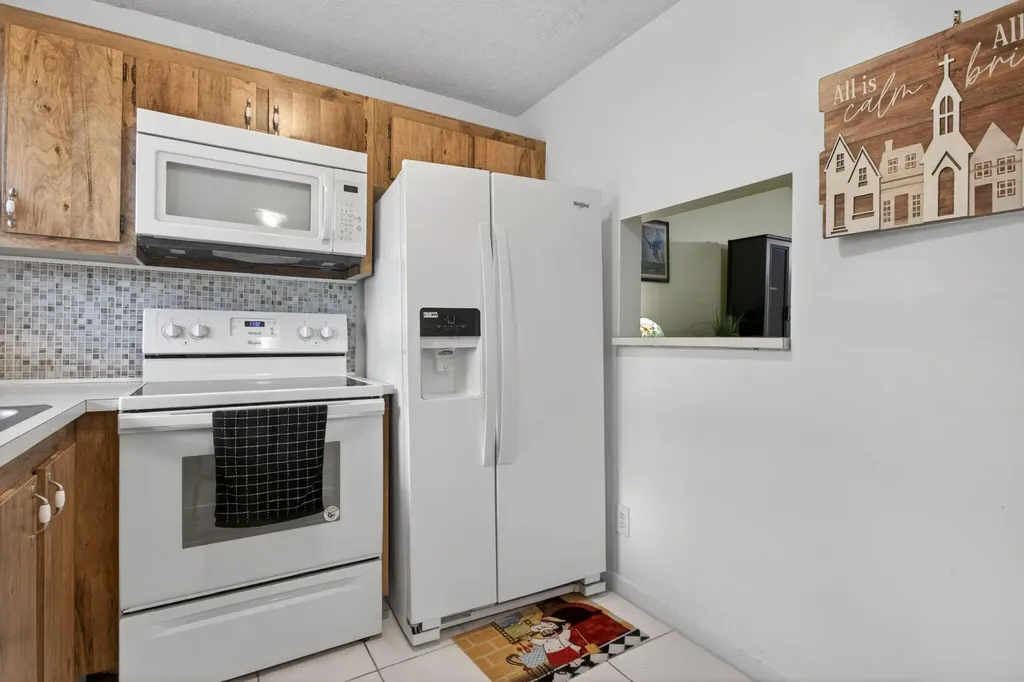 10444 NW 30th Court Sunrise FL 33322