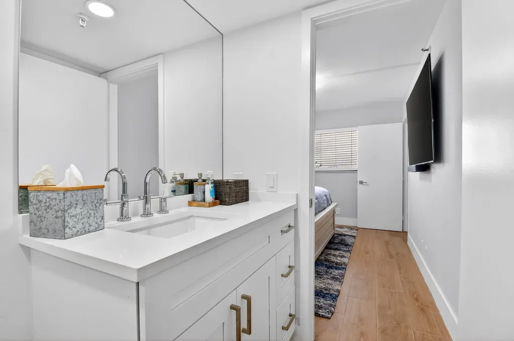 6866 Huntington Lane Delray Beach FL 33446