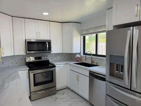 160 SE 15th Avenue Pompano Beach FL 33060