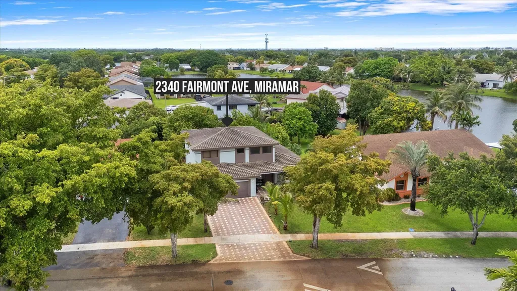 2340 Fairmont Avenue Miramar FL 33025