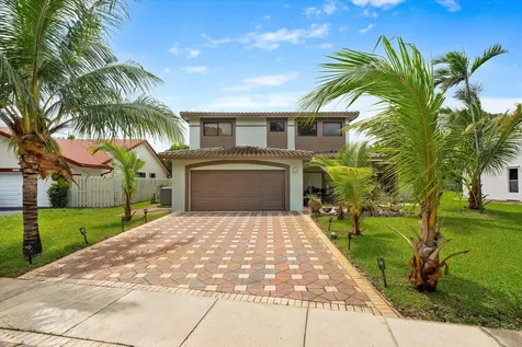 2340 Fairmont Avenue Miramar FL 33025