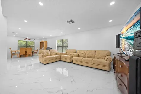 2340 Fairmont Avenue Miramar FL 33025