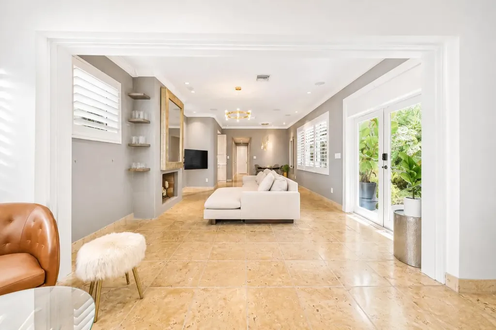 1523 SE 2nd Court Fort Lauderdale FL 33301