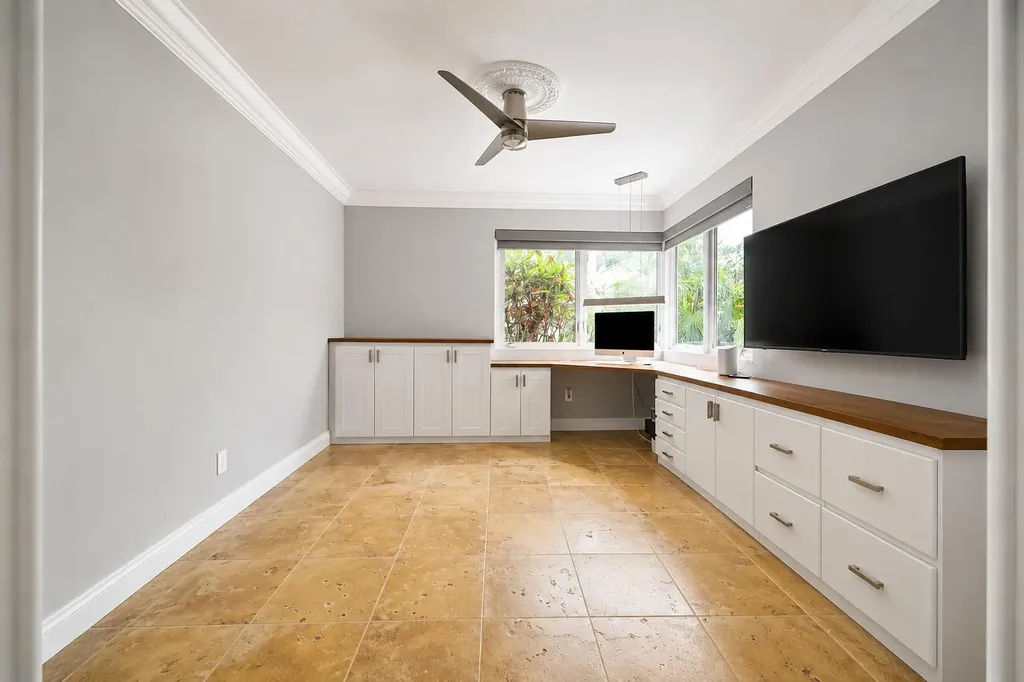 1523 SE 2nd Court Fort Lauderdale FL 33301