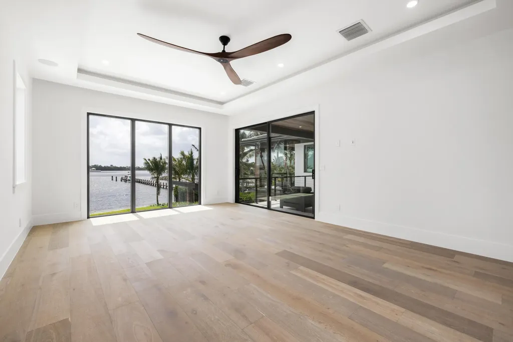 1708 N Lakeside Drive Lake Worth Beach FL 33460