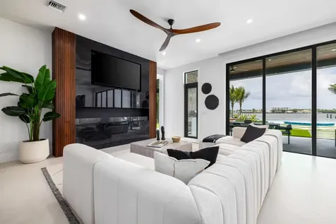 1708 N Lakeside Drive Lake Worth Beach FL 33460