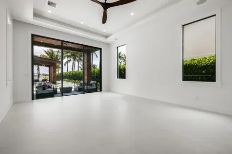 1708 N Lakeside Drive Lake Worth Beach FL 33460