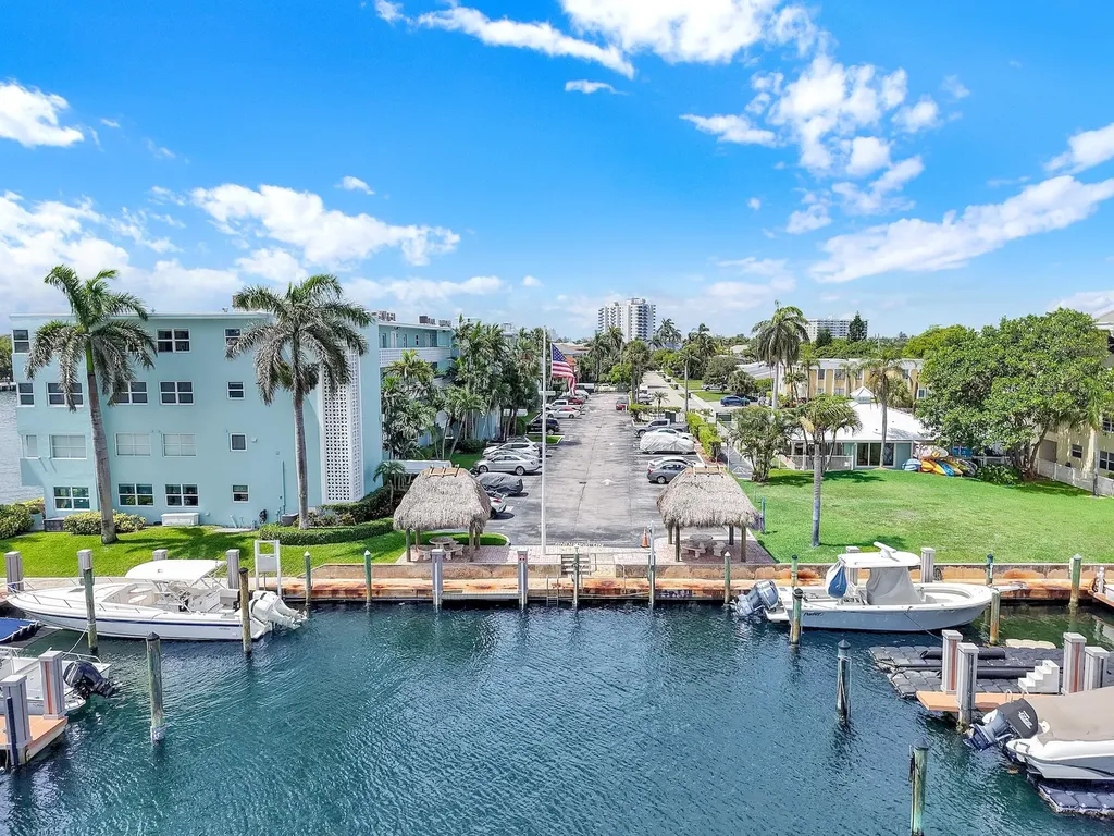 2800 NE 30th Avenue Lighthouse Point FL 33064