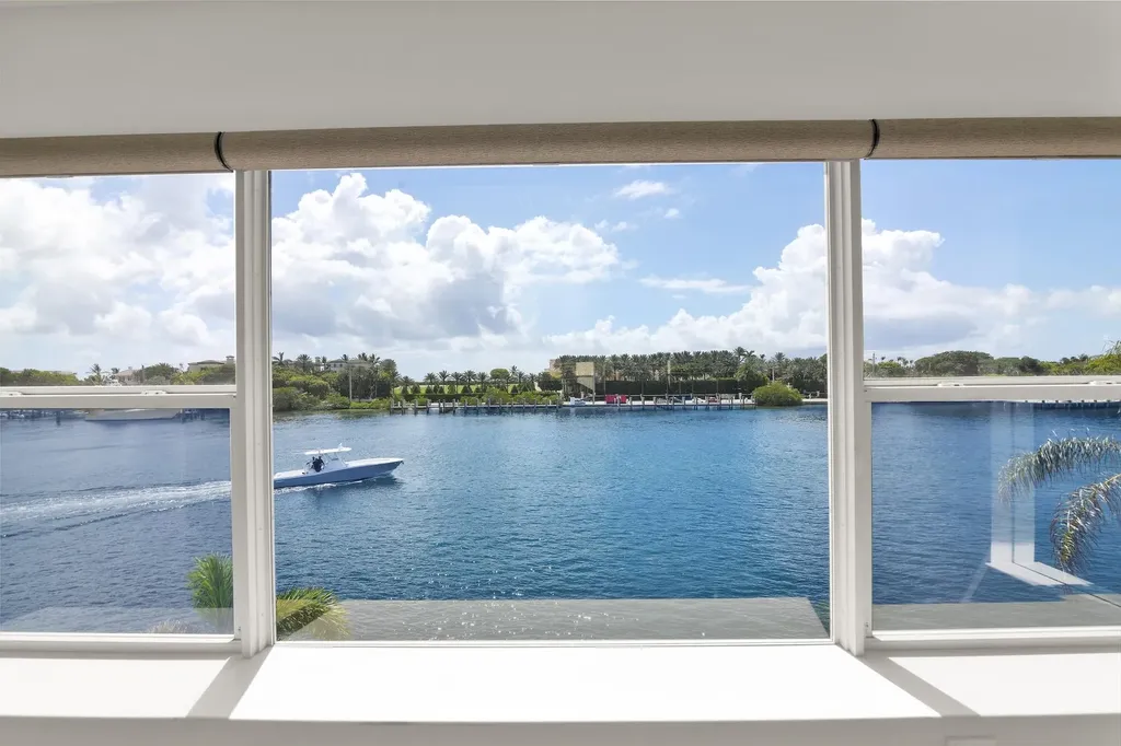 2800 NE 30th Avenue Lighthouse Point FL 33064