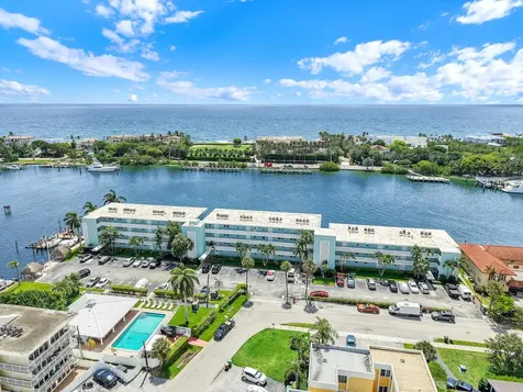 2800 NE 30th Avenue Lighthouse Point FL 33064