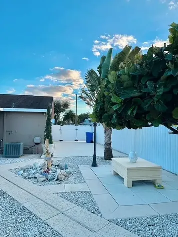 10079 Yeoman Lane Royal Palm Beach FL 33411