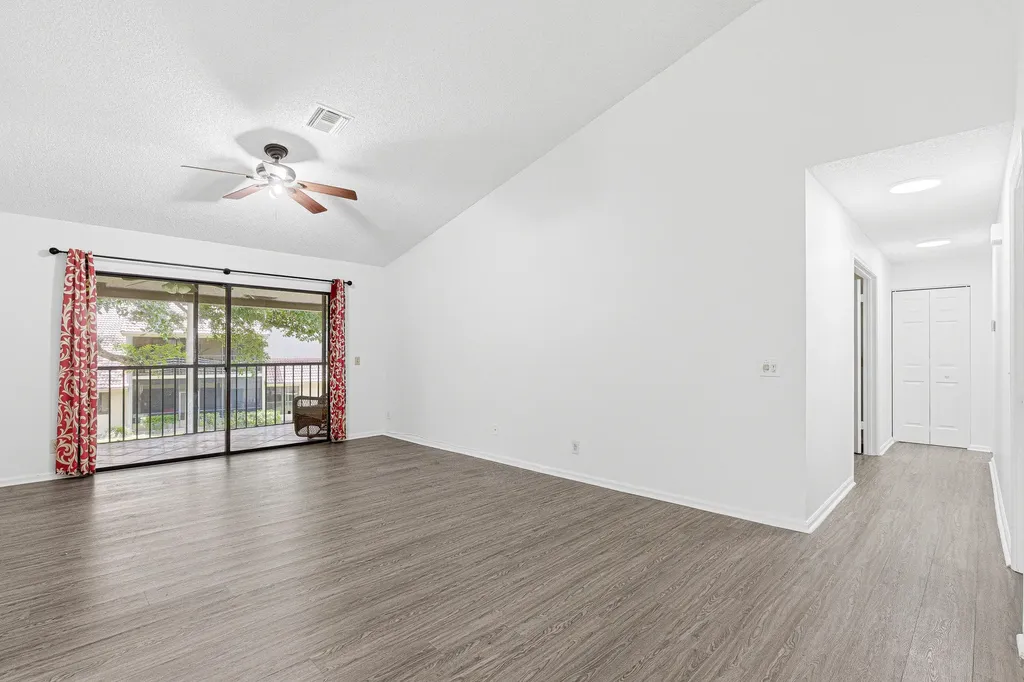 5530 Coach House Circle Boca Raton FL 33486