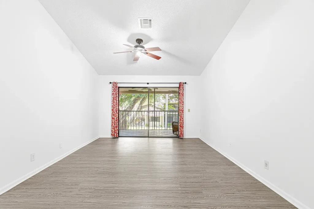 5530 Coach House Circle Boca Raton FL 33486