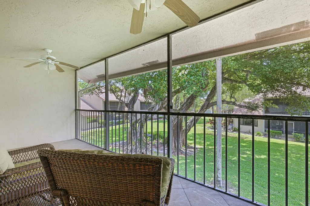5530 Coach House Circle Boca Raton FL 33486