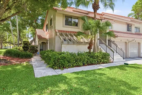 5530 Coach House Circle Boca Raton FL 33486