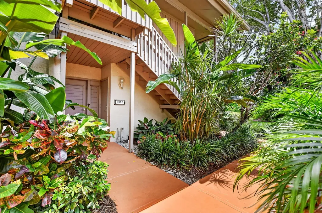 6957 Rain Forest Drive Boca Raton FL 33434
