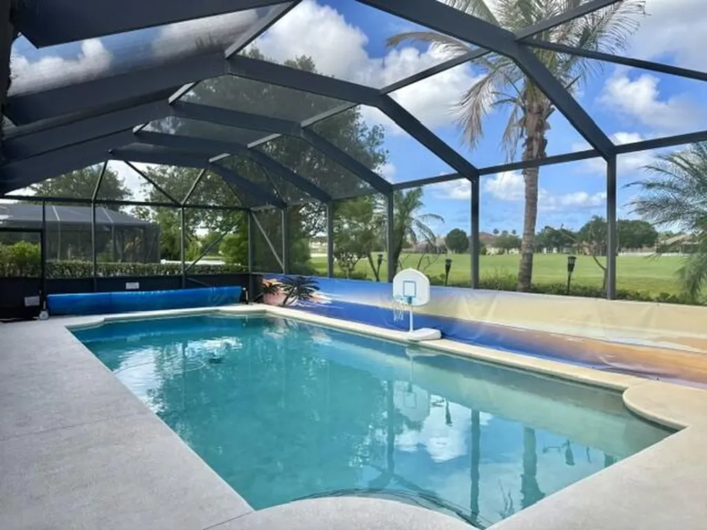598 NW Waverly Circle S Port St Lucie FL 34983