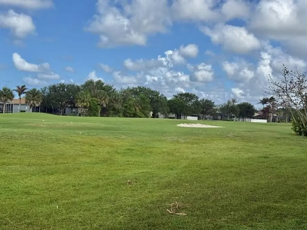 598 NW Waverly Circle S Port St Lucie FL 34983