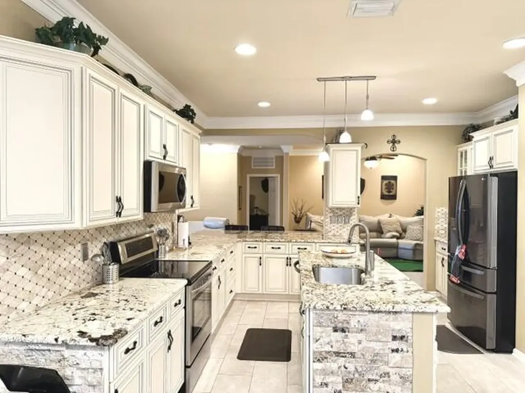 598 NW Waverly Circle S Port St Lucie FL 34983