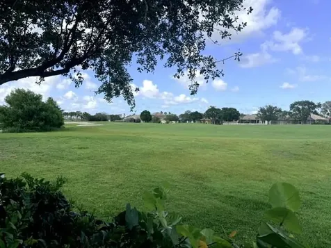 598 NW Waverly Circle S Port St Lucie FL 34983