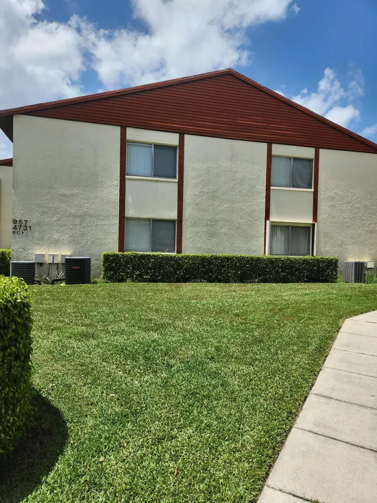 4731 Sable Pine Circle West Palm Beach FL 33417