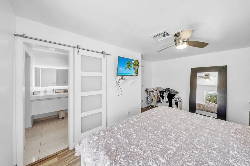 2298 NE 2nd Avenue Boca Raton FL 33431