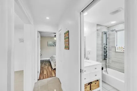 2298 NE 2nd Avenue Boca Raton FL 33431