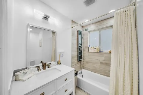 2298 NE 2nd Avenue Boca Raton FL 33431
