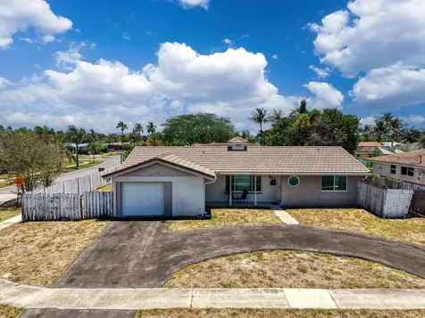 2298 NE 2nd Avenue Boca Raton FL 33431