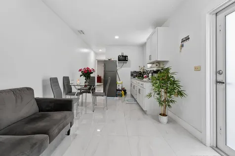 10040 SW 32nd Street Miami FL 33165