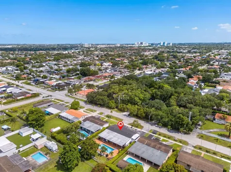 10040 SW 32nd Street Miami FL 33165