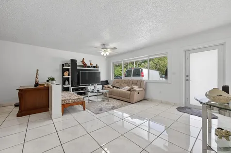 10040 SW 32nd Street Miami FL 33165