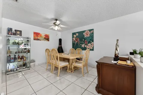 10040 SW 32nd Street Miami FL 33165