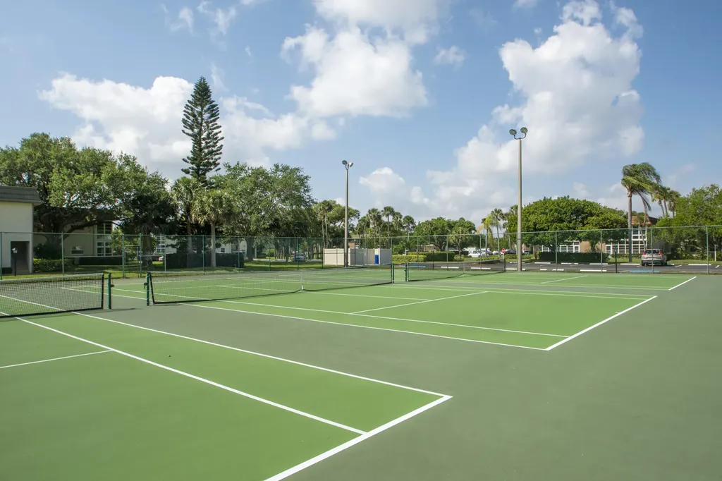 17 Vista Palm Lane Vero Beach FL 32962