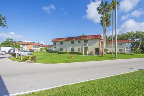 17 Vista Palm Lane Vero Beach FL 32962