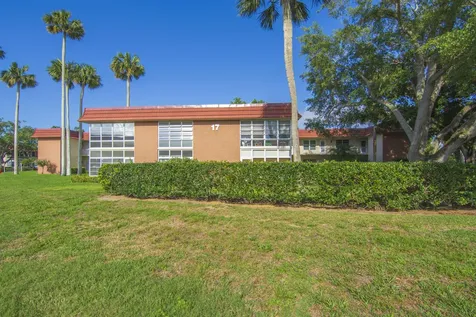 17 Vista Palm Lane Vero Beach FL 32962