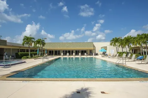 17 Vista Palm Lane Vero Beach FL 32962