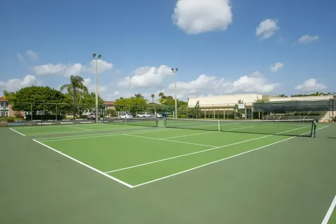 17 Vista Palm Lane Vero Beach FL 32962