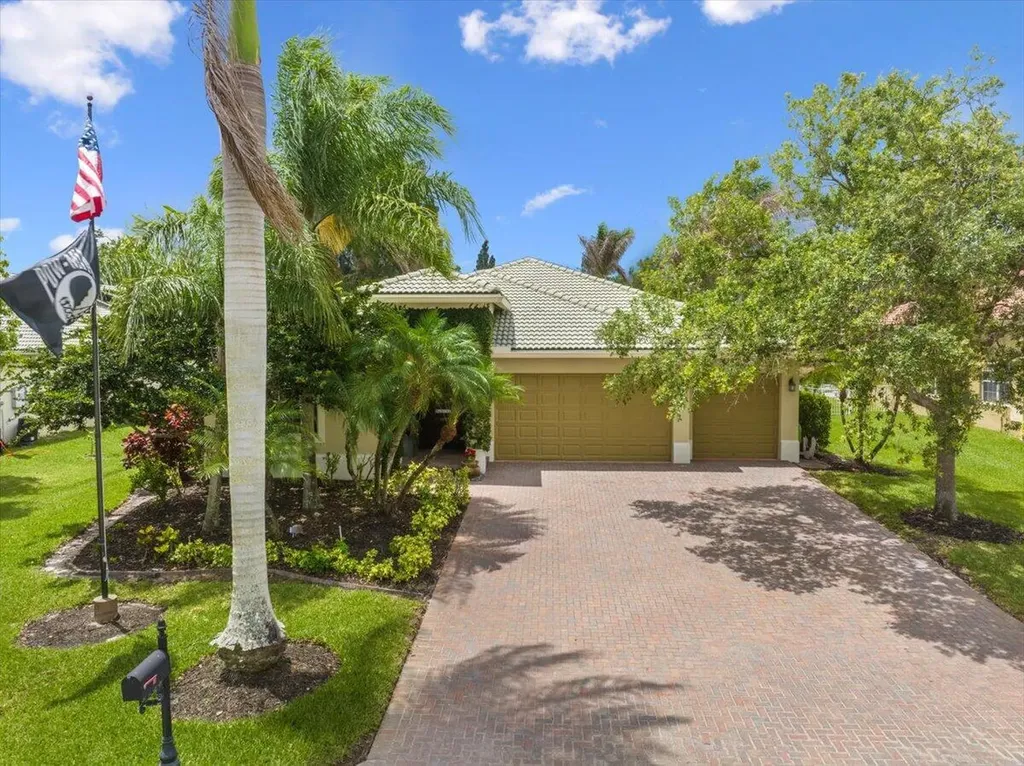 5185 Topaz Lane SW Vero Beach FL 32968