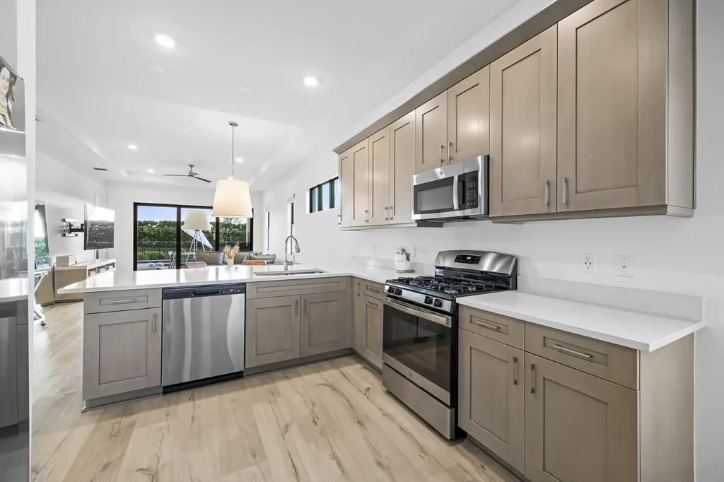 15890 Key Biscayne Lane Westlake FL 33470