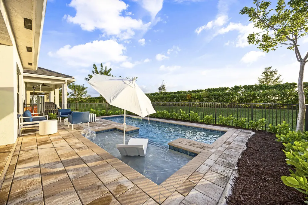 15890 Key Biscayne Lane Westlake FL 33470