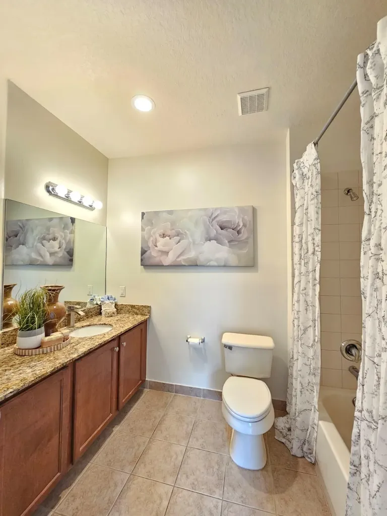 3022 Laurel Ridge Circle Riviera Beach FL 33404