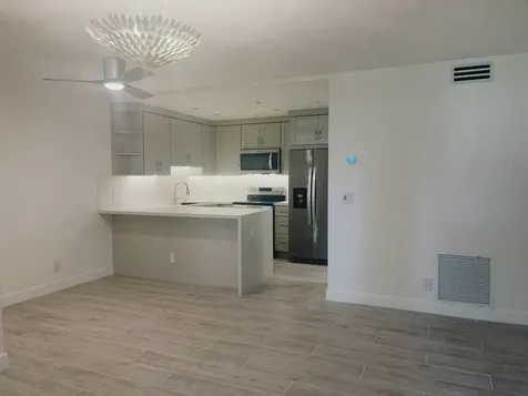 5993 La Pinata Boulevard Greenacres FL 33463